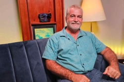 Invité café : "Dans les quartiers de Papeete, il y a une vraie vie", assure Rémy Brillant Invité café : "Dans les quartiers de Papeete, il y a une vraie vie", assure Rémy Brillant